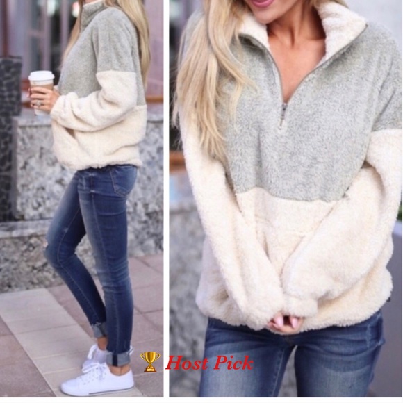 Sweaters - Fuzzy Half-Zip Taupe/Cream Pullover Sweater. (1L)